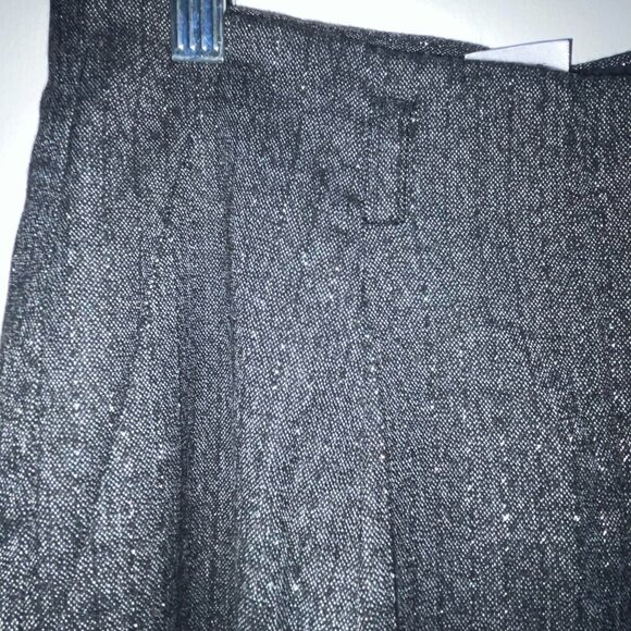Jones New York Collection Black Gray Silver Pinstripe Slacks Sz 4 NWT - Picture 2 of 8